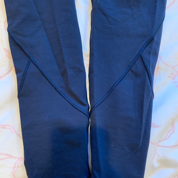 Lululemon In Movement 7/8 Tight 25" - Picture 4 of 9